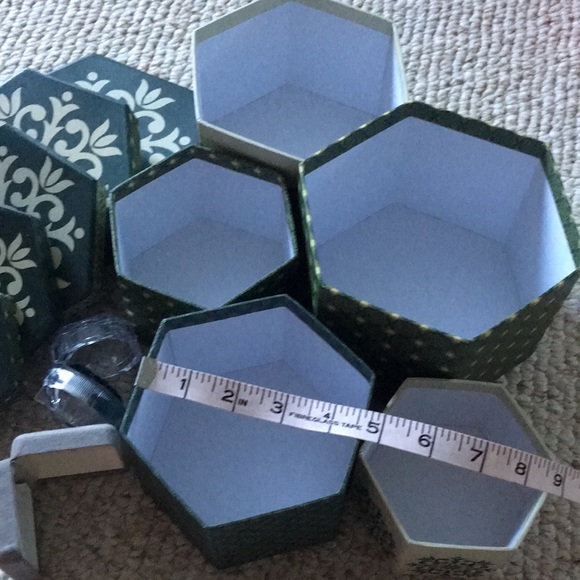 🍀NEW Set of 7 GIFT BOXES🍀 - Picture 7 of 9